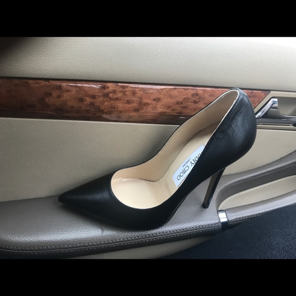 Jimmy Choo - Picture 2 of 3